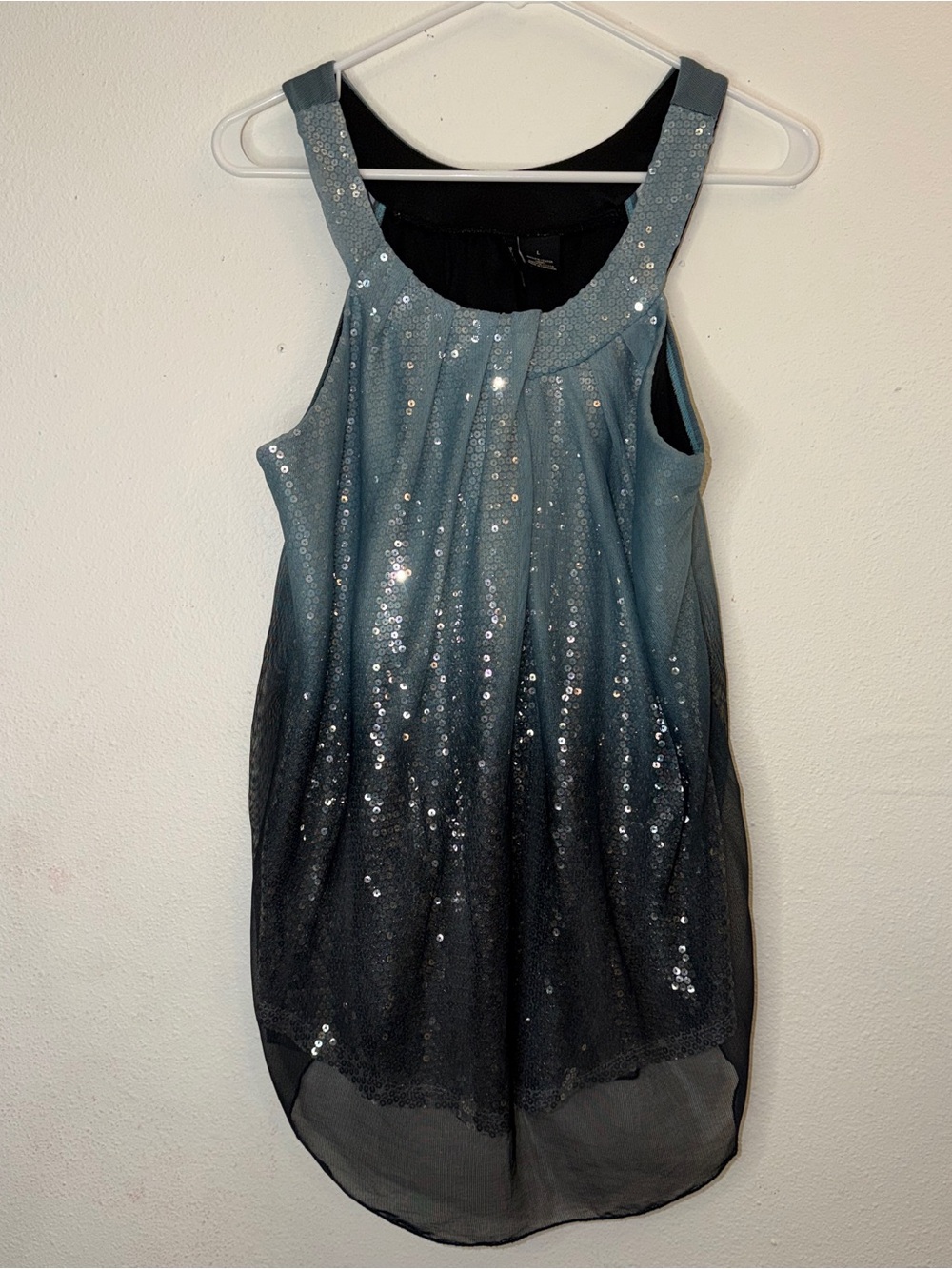 Sleeveless Ombre Sequin Party Halter Top - Blue to Black- sz L lined